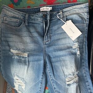 Cello Women's Light Blue Ripped cropped skinny jeans